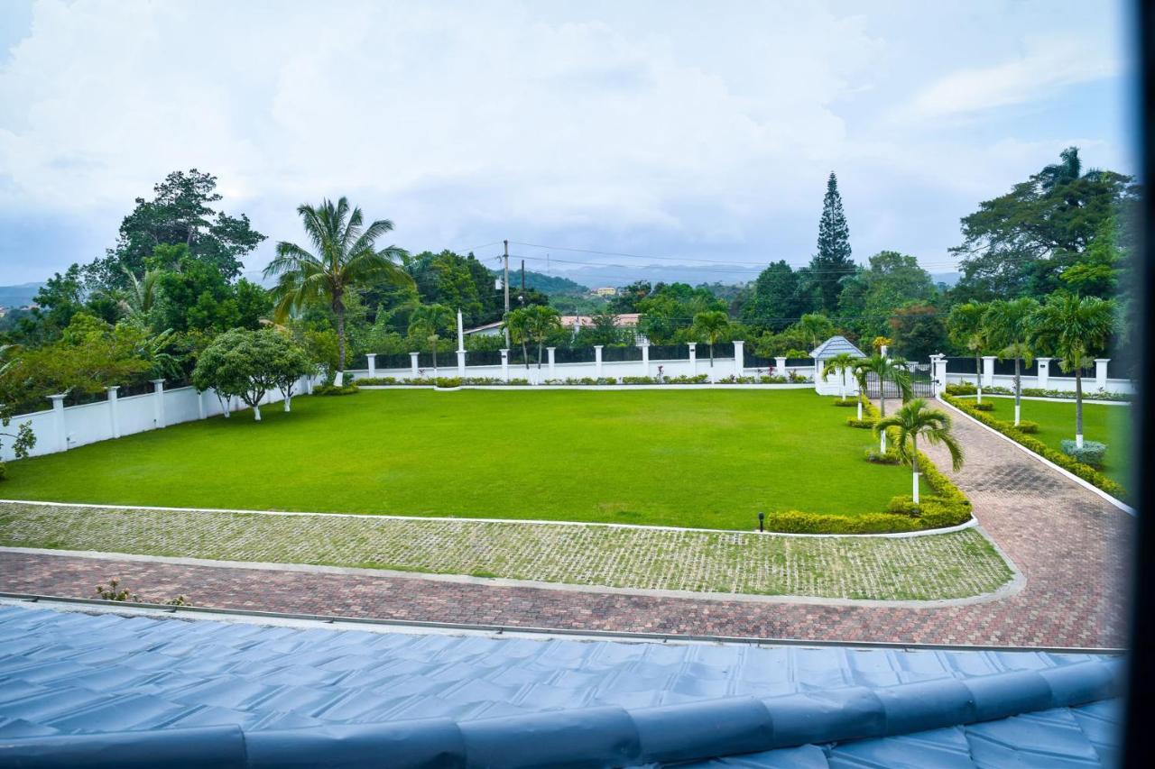 Jamgolia Place Mandeville Buitenkant foto