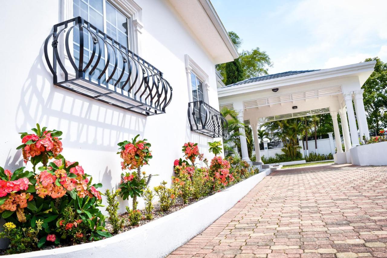 Jamgolia Place Mandeville Buitenkant foto
