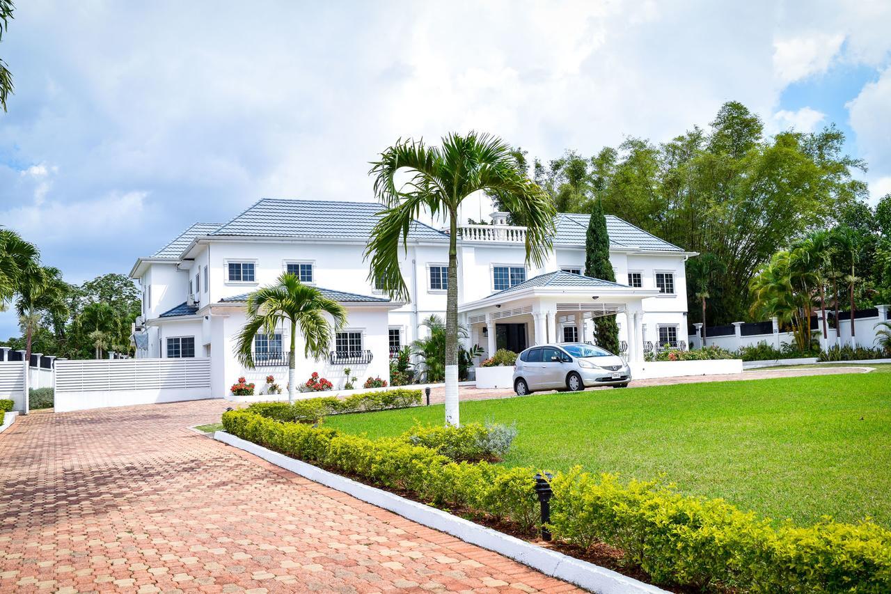 Jamgolia Place Mandeville Buitenkant foto