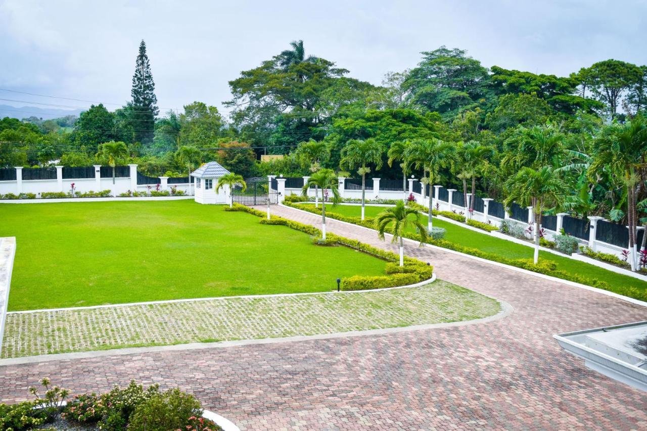 Jamgolia Place Mandeville Buitenkant foto